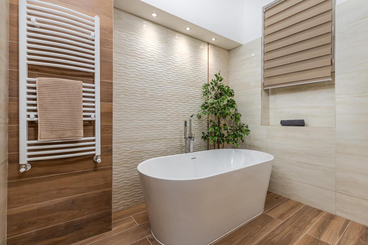 Kmety Deluxe Home With Sauna 布达佩斯 外观 照片