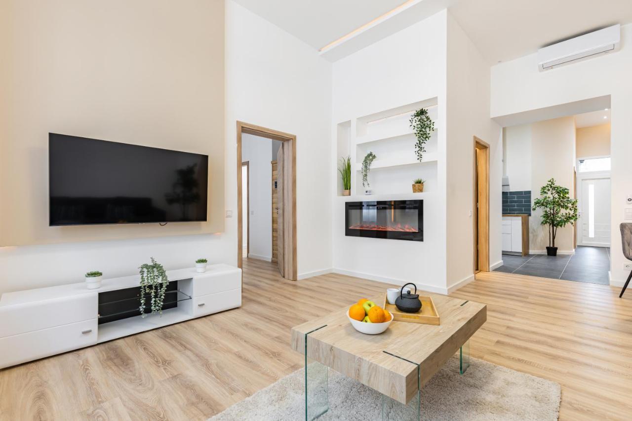 Kmety Deluxe Home With Sauna 布达佩斯 外观 照片